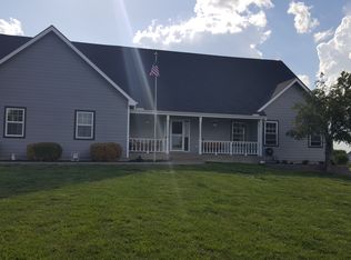 6811 SE Stanley Rd, Berryton, KS 66409