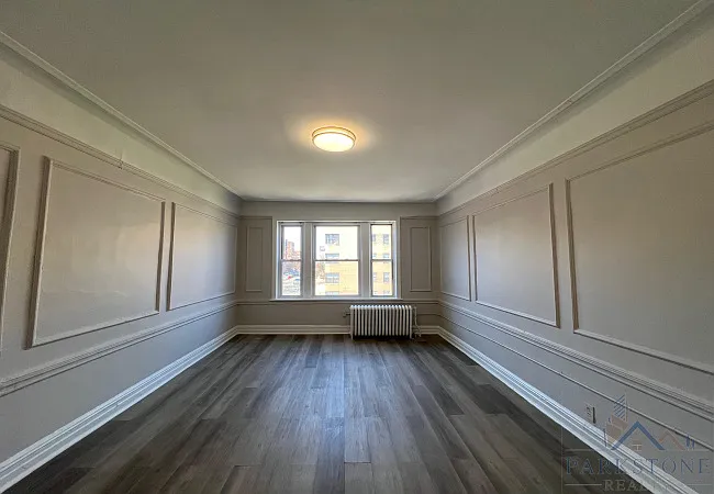 Building Photo - 632 Bergen Ave #2A