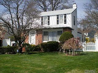 1st image of 142 Nassau St