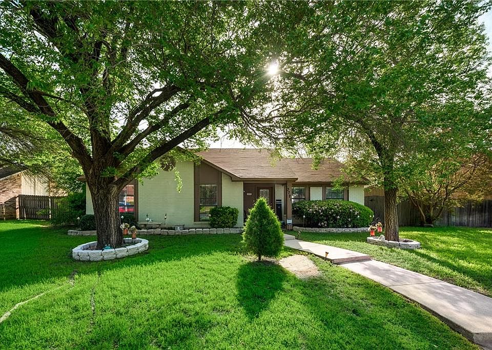 1st image of 3721 Lemon Dr