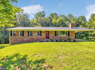 340 Sun Park Ln, Huntingtown, MD 20639