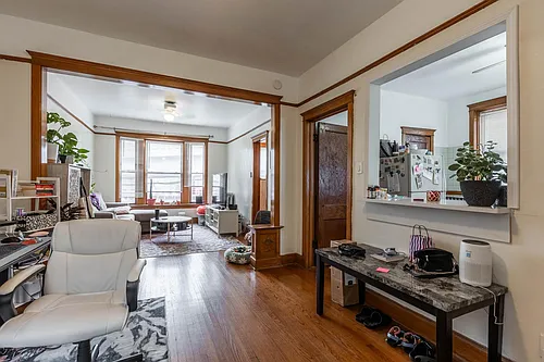 3328 N Clark St #3 Photo 1