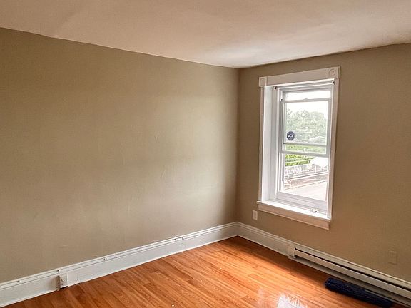2nd image of 703 E State St #3