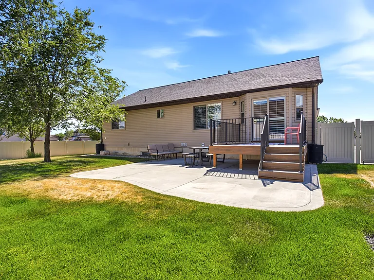 5742 S 4525 W — Photo 30