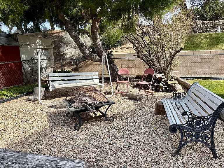 13633 Summit Valley Rd — Photo 13