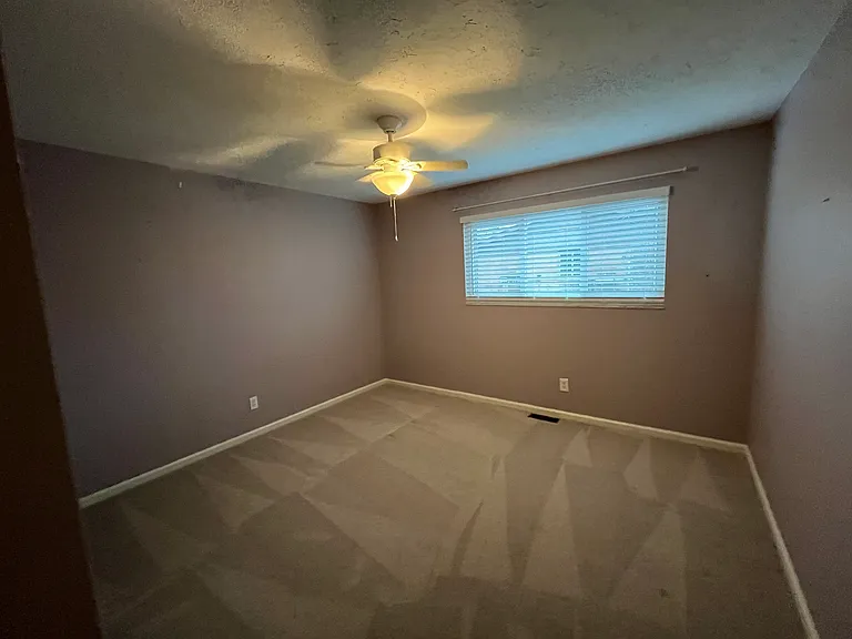 301 S Village Dr — Photo 28