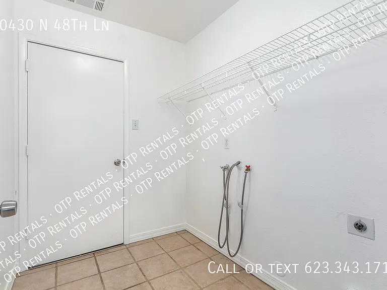 10430 N 48th Ln — Photo 3