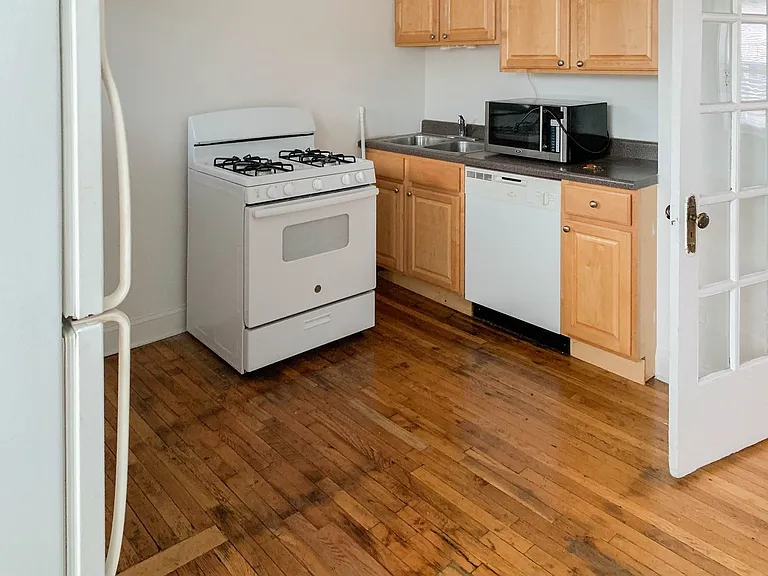 3520 N Broadway #3E — Photo 8
