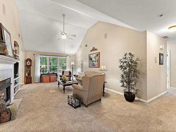 4th image of 3431 Drivers Way