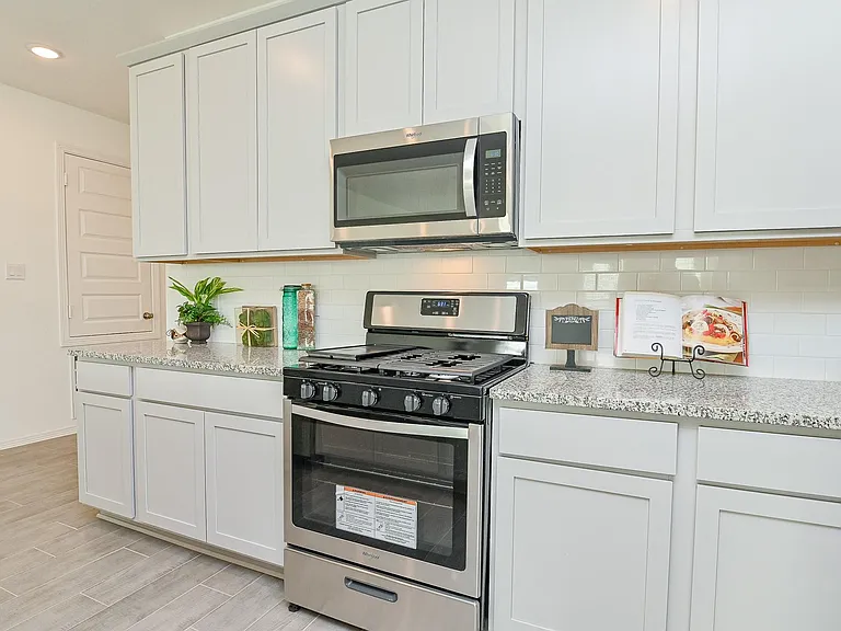 5707 Aurora Greens Ln — Photo 21