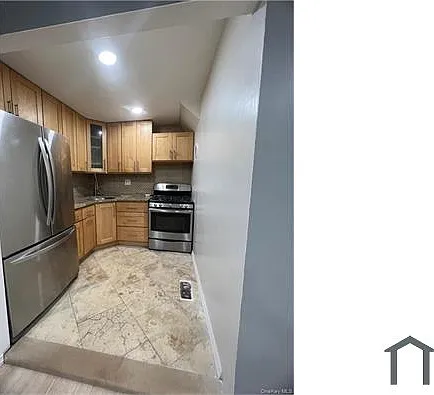 803 Jackson Ave #A — Photo 4