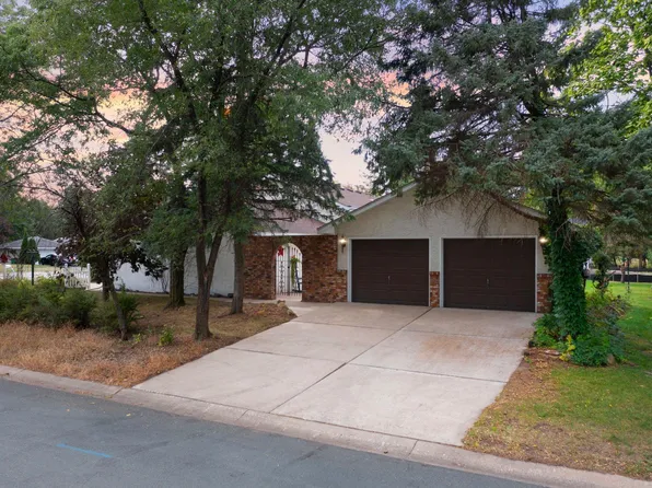 245 Ash St, Lino Lakes, MN 55126