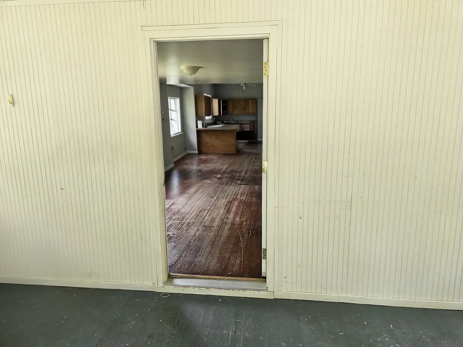 3 bed, 1.5 bath, 1400 sqft, $1,550 — Photo 3