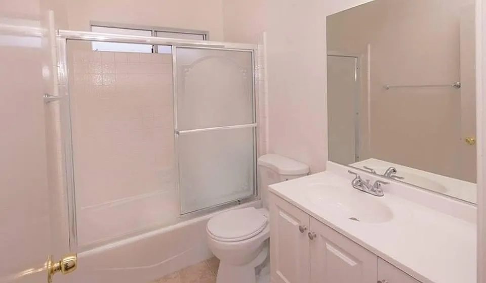 1 bed, 850 sqft, $1,700 — Photo 2