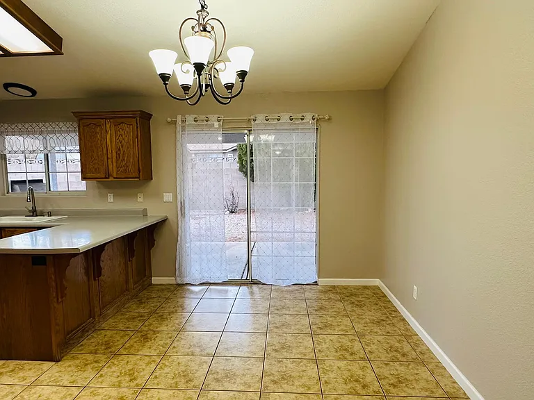 3750 E Potter Ave — Photo 13