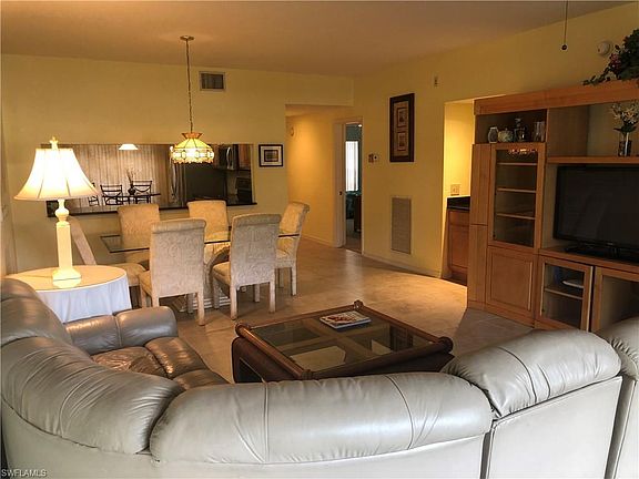 3rd image of 6030 Chardonnay Ln APT 103