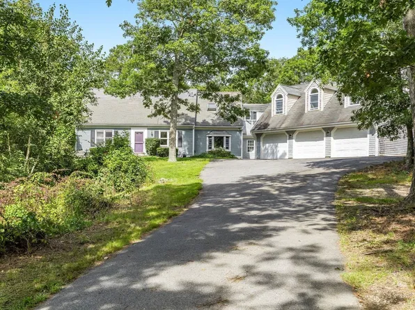 184 Wakeby Rd, Marstons Mills, MA 02648