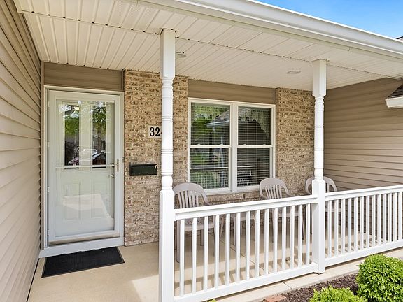 4th image of 324 W Durbin Cir