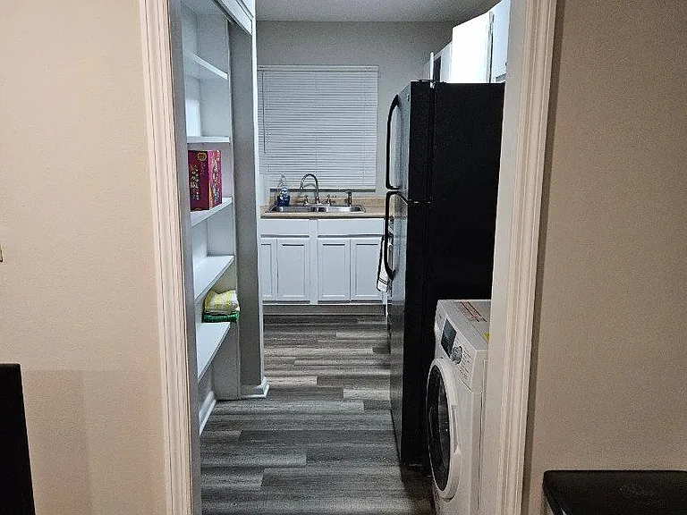 11 Willa Dr — Photo 7