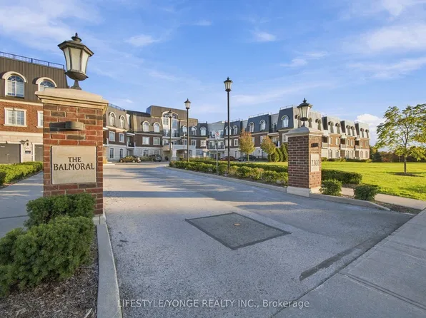 2300 Upper Middle Rd W #231, Oakville, ON L6M 0T4