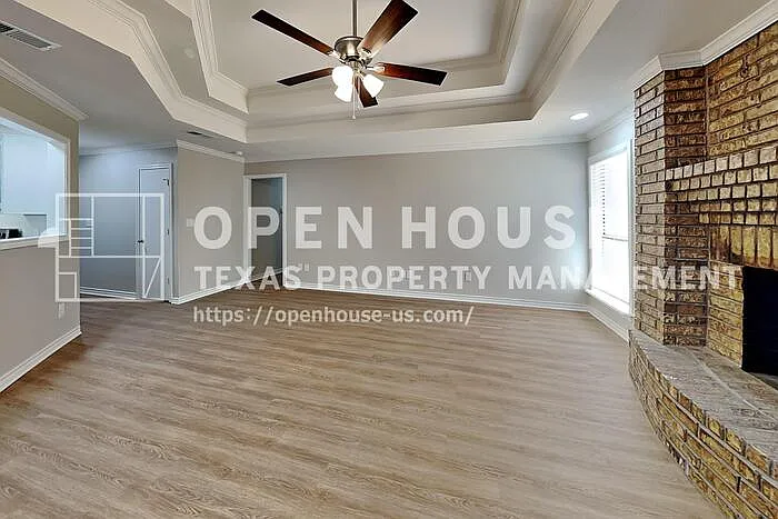 3 bed, 2.0 bath, 1586 sqft, $2,150 — Photo 3