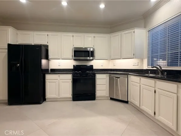 449 Ridgeway, Irvine, CA