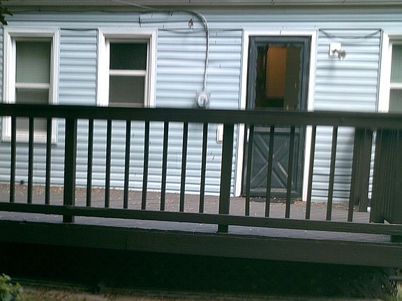 5th image of 27385 Barrington St