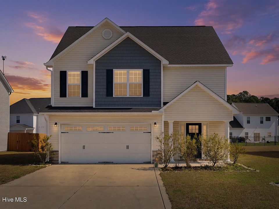 1st image of 433 Nantucket Trail