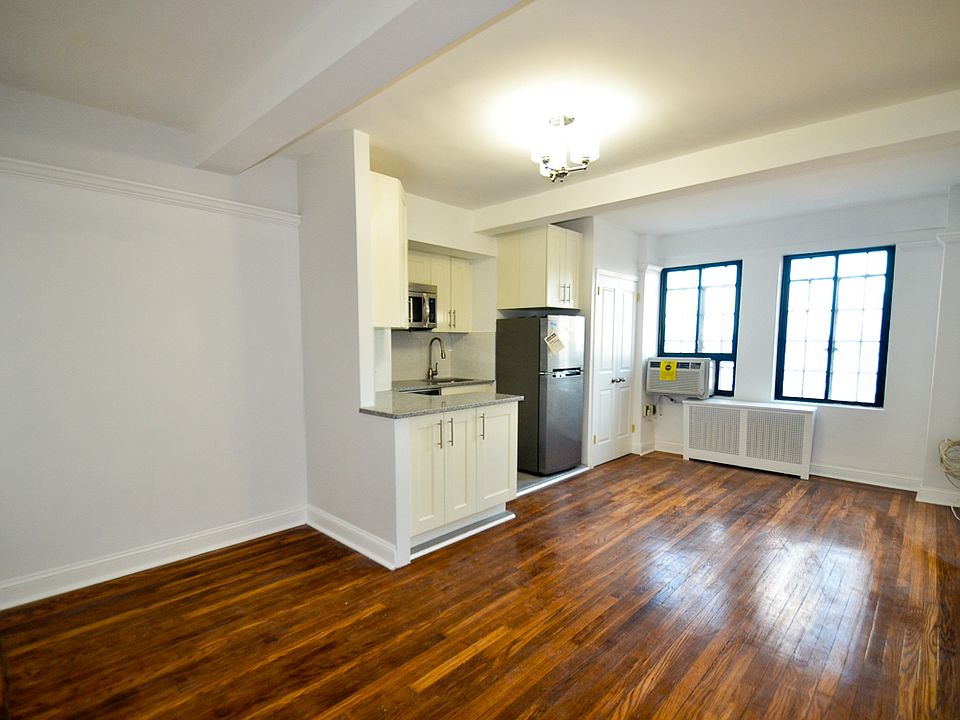 1st image of 5 Tudor City Pl APT A15