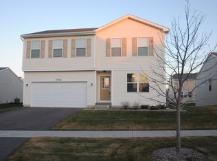 1732 Havens Dr, Woodstock, IL 60098