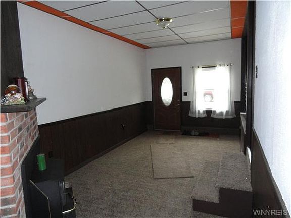 3rd image of 3749 Dartmouth St