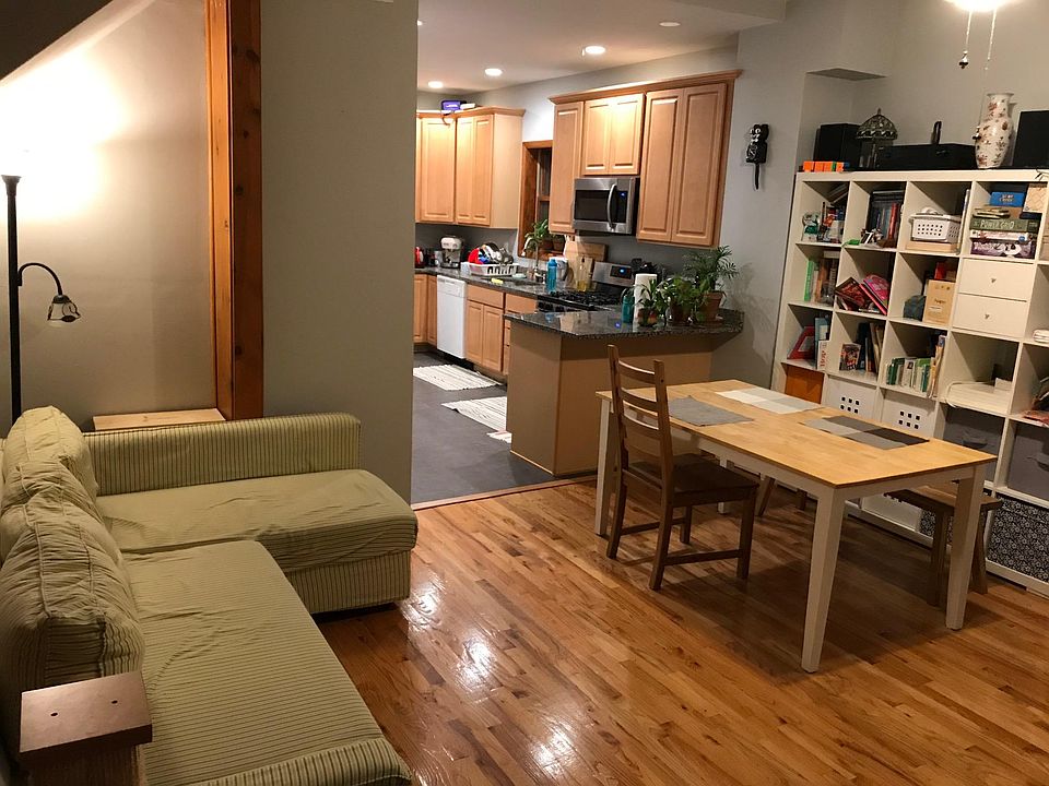 1st image of 2326 W Palmer St #2