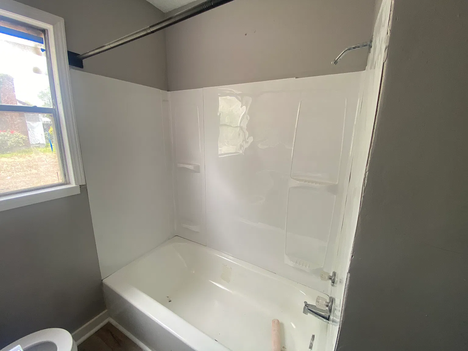 3 bed, 1177 sqft, $1,200 — Photo 4