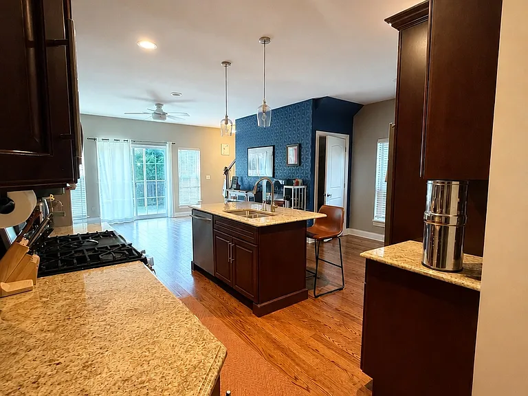 703 Stevens St — Photo 21