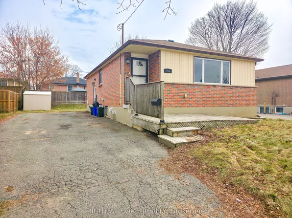 459 Addison St, Oshawa, ON L1H 6J7