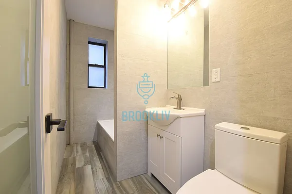 Rented by null | media 9