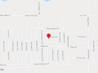 214 Colorado Ave, Hawthorne, FL 32640