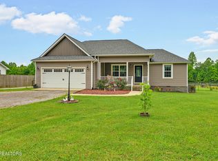 326 Stanley Hood Rd, Crossville, TN 38571