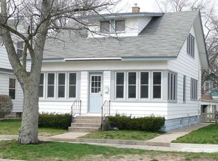 291 W 19th St, Holland, MI 49423