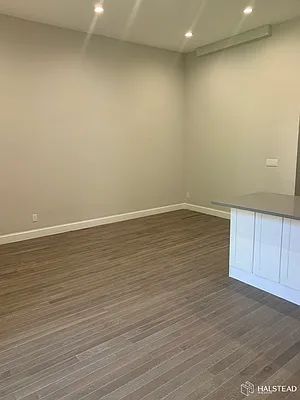 Rented by Halstead Real Estate | media 15