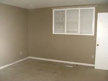 4th image of 14426 Turin Ln