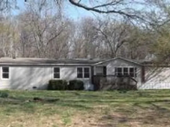 545 NW Cowan Ave, Gentry, AR 72734