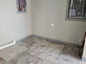 2642 W Lehigh Ave, Storefront