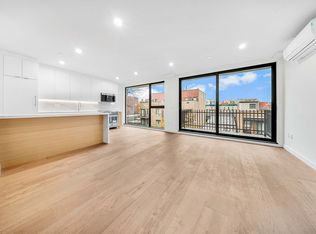 30-24 32nd St #4A, Astoria, NY