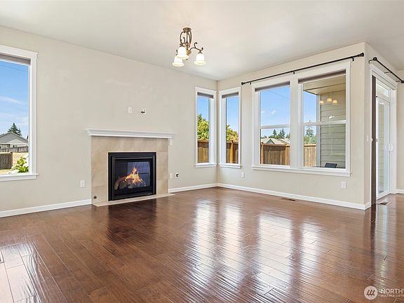 4th image of 2317 43rd Avenue SE