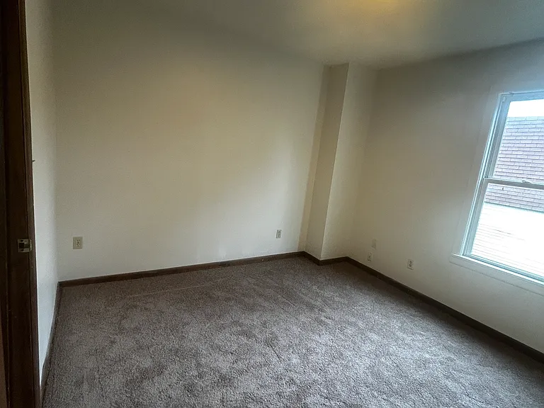 969 5th Ave #2 — Photo 5