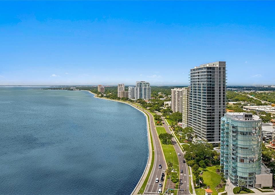 1st image of 2912 W SANTIAGO STREET #903
