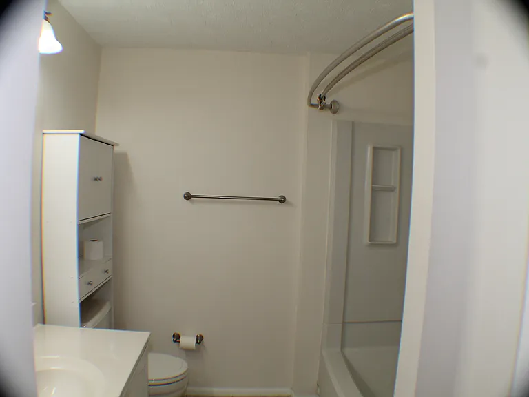 HALLWAY BATH ON UPPER LEVEL
