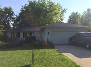 1270 Colorado Ave, Aurora, IL 60506