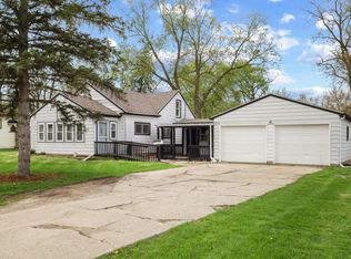 205 Cox Blvd, Lansing, MI 48910